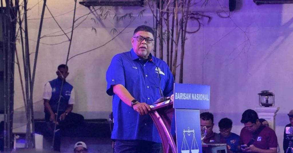 Ab Rauf Yusoh speaking at the BN election machinery launch in Masjid Tanah