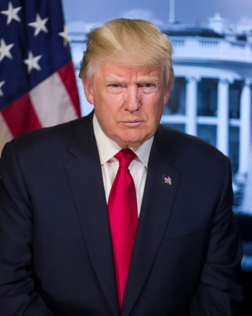 US President Donald Trump discussing a possible meeting between Vladimir Putin and Volodymyr Zelenskyy